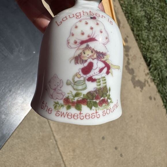Vtg 1980 Strawberry Shortcake 3.5 Vintage Strawberry Shortcake Fine Porcelain Bell Laughter Sweetest Sound 1980
